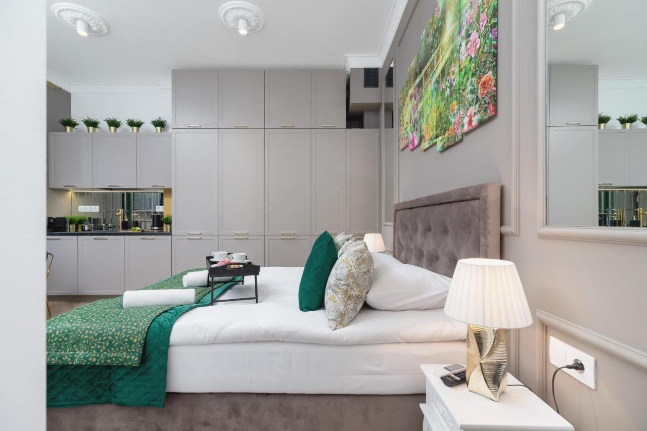 Kazimierz Studio With Jacuzzi By Renters Prestige Krakow Ngoại thất bức ảnh